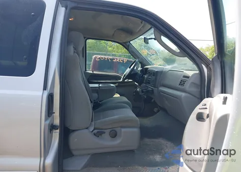 2003 Ford F-250 Lariat/Xl/Xlt из США, поврежденный, VIN 1FTNX21P43ED12211